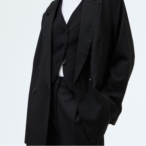 Must Go‼️ NWOT H&M Tailored Suit Vest. Read Description Below Carefully 👇 - Picture 6 of 6